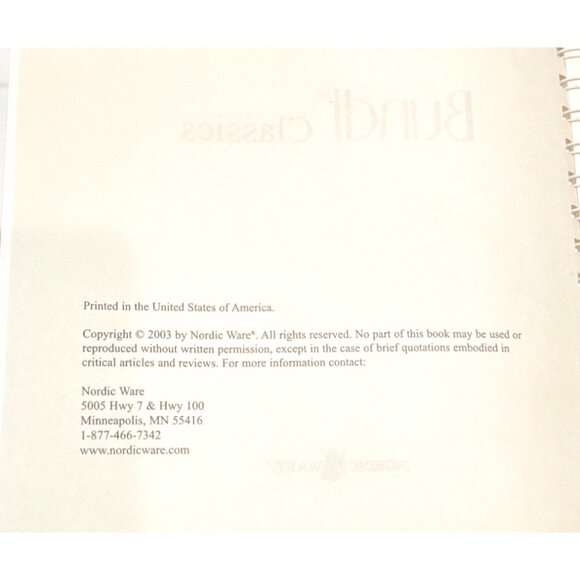 Bundt Classics Cookbook by Nordic Ware 150 Favorite & Unique Bundt Cake Recipes - Picture 2 of 4